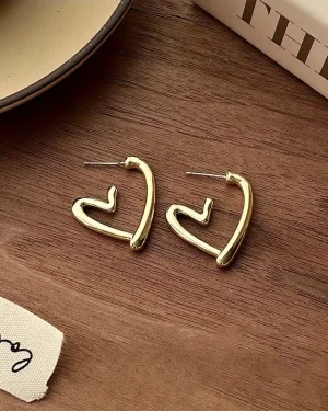 Hollow Heart-Shaped Stud Earrings