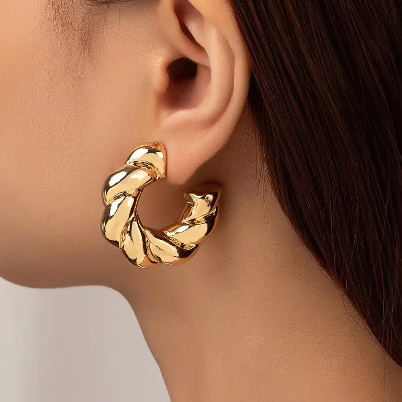 Twisted C-Shaped Hoop Earring