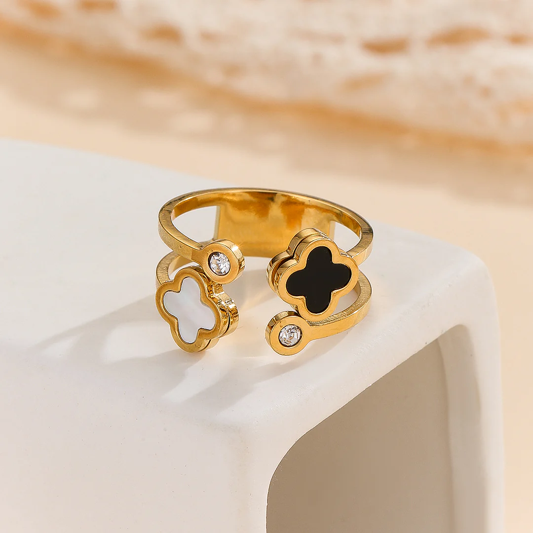 Van Cleef Ring
