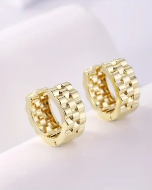 Fashion Glossy Hoop Ear Buckle