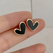 Black Heart Earring