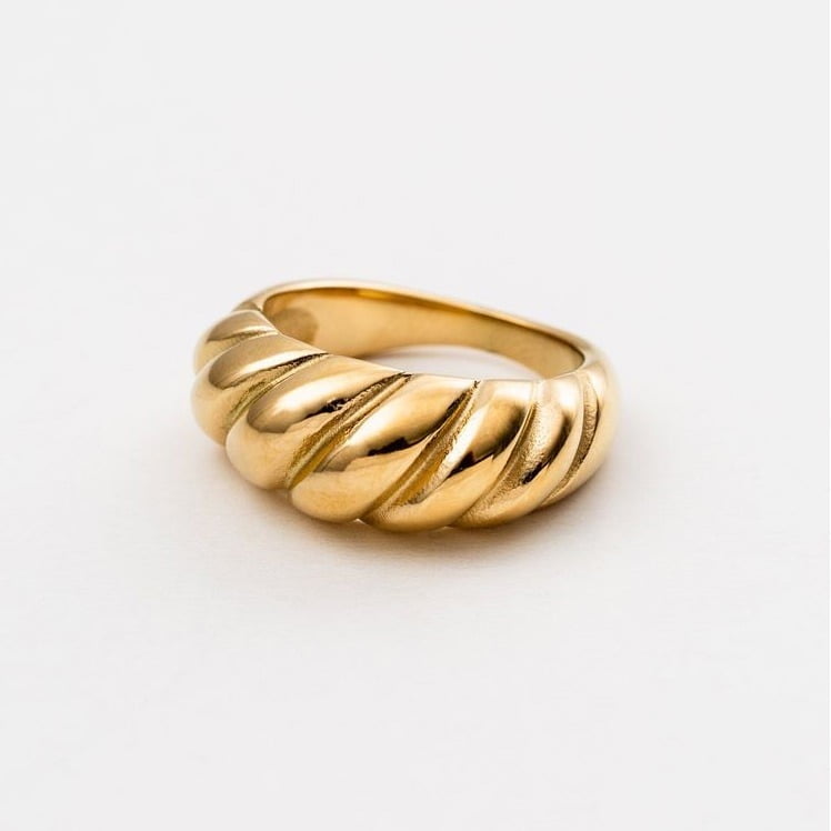 Croissant Ring