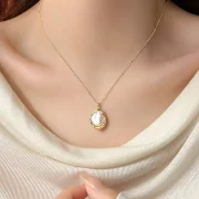 Artificial Pearl Necklace