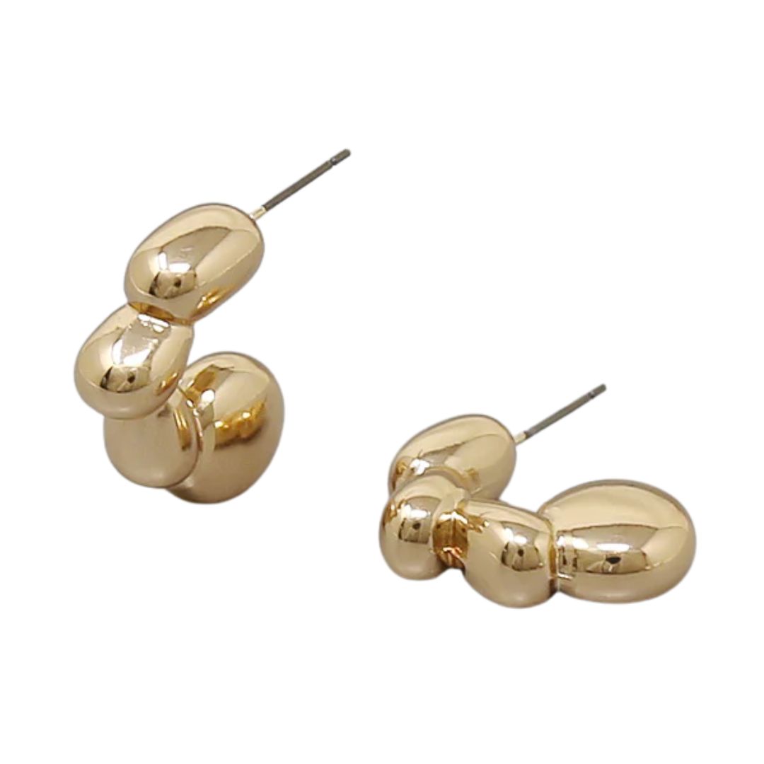 Pea Pod Shaped C Stud Earrings
