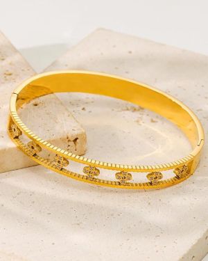 Clover Luxury Design Bracelet