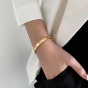 Moon Bracelet with Zirconia