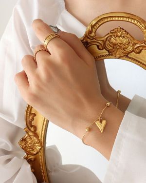 Trendy Heart Bracelet