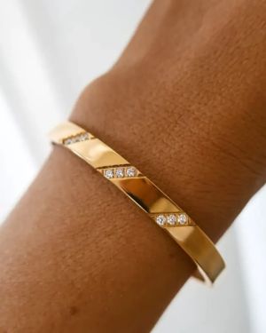 3 Crystal Dot Bracelet